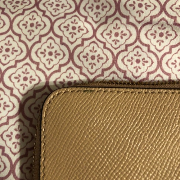 COACH wallet - Picture 4 of 7